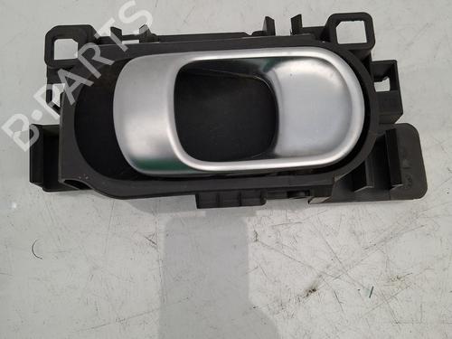 Used Rear left interior door handle Rear left interior door handle CITROËN C3 III (SX) 1.5 BlueHDi 100 (SXYHYP, SXYHTU) (102 hp) 39722667 39722667