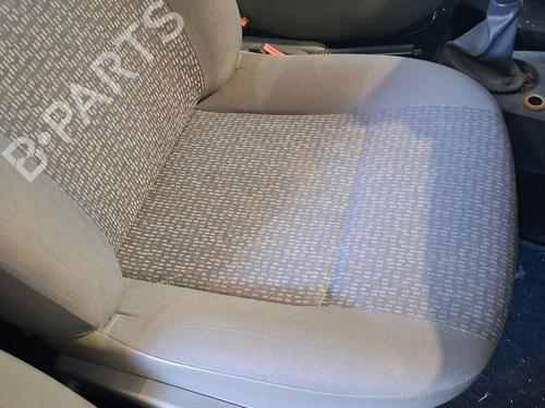 right-front-seat-dacia-logan-ls_-2004-39142019 main image