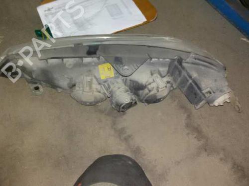 Right headlight PEUGEOT 406 (8B) 2.0 HDI 110 | BP7942421C29 