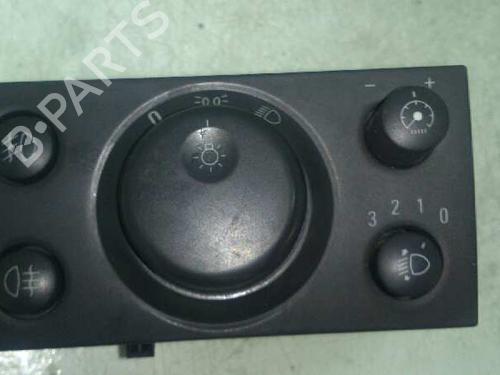 Used Headlight switch OPEL VECTRA C (Z02) 2.2 DTI 16V (F69) (125 hp) 7933970