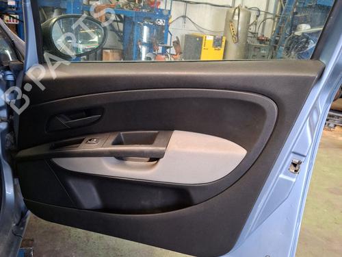 Used Front right panel FIAT PUNTO (199_) 1.3 D Multijet (75 hp) 29030260