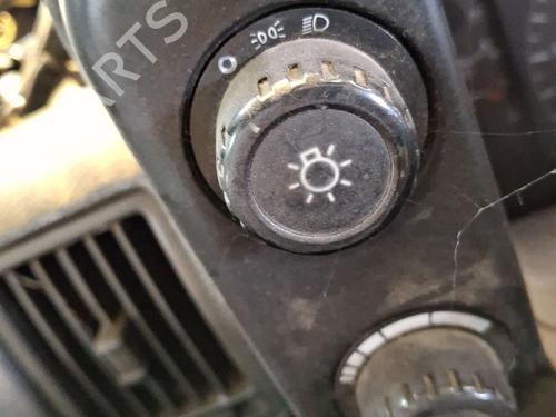 Used Headlight switch OPEL MONTEREY A (M92) 3.1 TD (UBS69D, UBS69G) (114 hp) 28513761