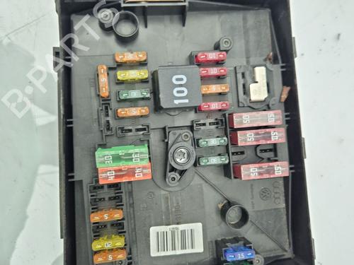 Used Fuse box Fuse box AUDI A3 (8P1) 1.6 TDI (105 hp) 27807192 27807192