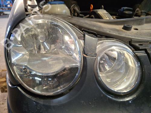 Używane Lampa przednia prawa VW POLO IV (9N_, 9A_) 1.4 16V (75 hp) 30703929