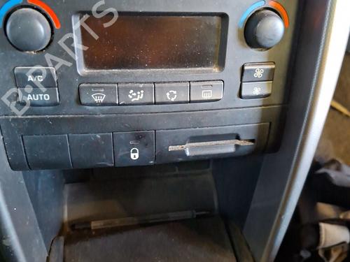 Used Climate control Climate control 39142123 39142123