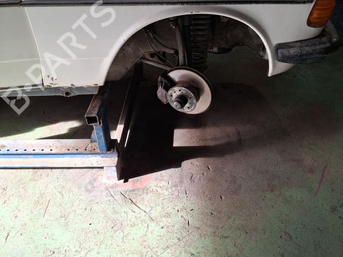 Used Right front fenders Right front fenders MERCEDES-BENZ 123 Saloon (W123) 200 D (60 hp) 39592635 39592635