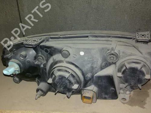 Left headlight HYUNDAI ELANTRA III (XD) 2.0 CRDi | BP7942219C28 