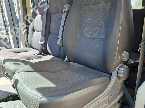 Left front seat CITROËN JUMPER II Van 2.2 BlueHDi 120 | BP39448355C15 - Image 1