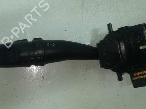 Used Headlight switch HYUNDAI ELANTRA III (XD) 2.0 CRDi (113 hp) 7932315
