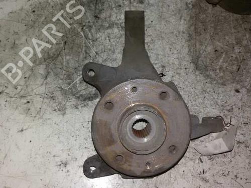 Used Left front steering knuckle RENAULT LAGUNA I (B56_, 556_) [1993-2002]  7940781