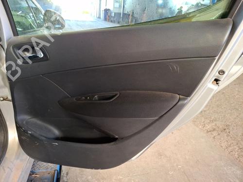 Bageste højre beklædning PEUGEOT 308 I (4A_, 4C_) 1.6 16V (120 hp) 32381704