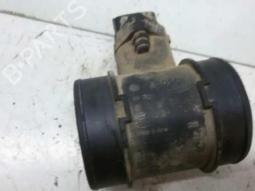 Used Mass air flow sensor KIA CARENS II MPV (FJ) 2.0 CRDi (113 hp) 7934695