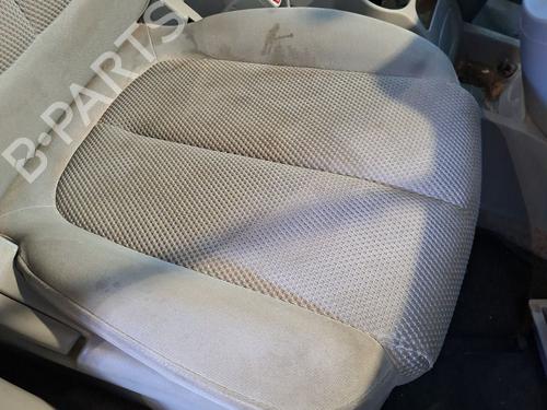 Used Right front seat Right front seat KIA CARENS III MPV (UN) 2.0 CRDi 140 (140 hp) 34700261 34700261