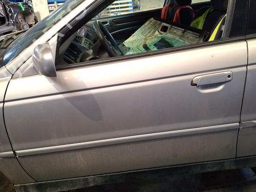 Porta frente esquerda Porta frente esquerda HONDA ACCORD VI (CK, CG, CH, CF, CL) 2.0 i (CG9) (147 hp) 33824786 33824786