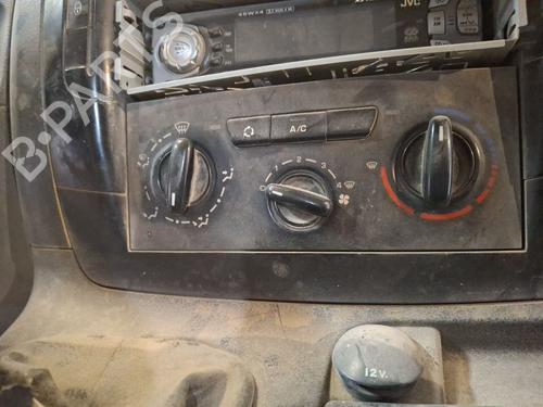 climate-control-citroen-jumpy-ii-van-2007-2008-2009-2010-2011-2012-2013-2014-2015-2016-32381323 main image