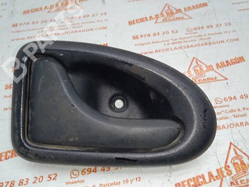 Used Front left interior door handle Front left interior door handle RENAULT MEGANE I Classic (LA0/1_) 1.6 e (LA0F, LA0S) (90 hp) 7946121 7946121