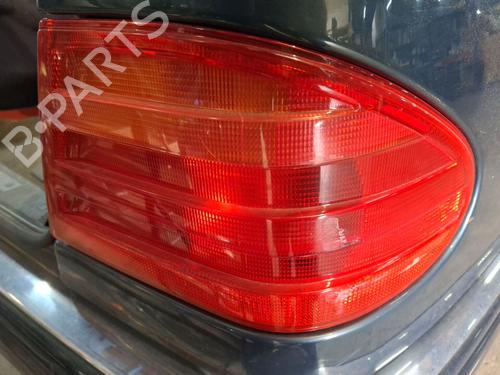 Used Right taillight Right taillight MERCEDES-BENZ E-CLASS T-Model (S210) E 320 T 4-matic (210.282) (224 hp) 33824814 33824814