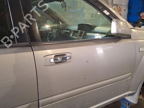 Right front door NISSAN X-TRAIL I (T30) 2.2 dCi 4x4 | BP29616272C3 