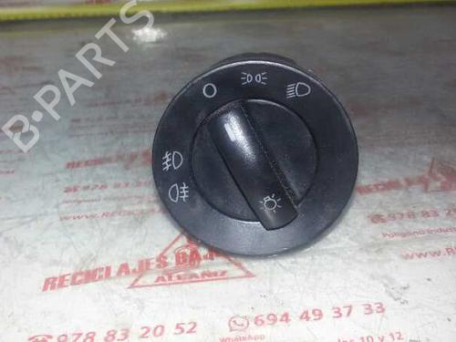 Used Headlight switch VW POLO (9N_, 9A_) 1.4 16V (75 hp) 7936226