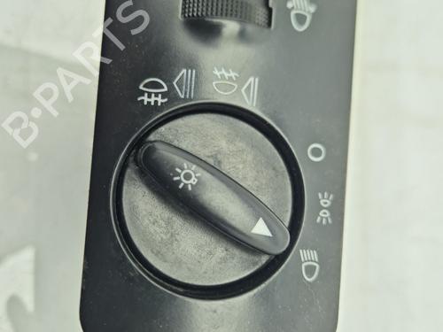 Used Headlight switch SEAT LEON (1M1) 1.9 TDI (110 hp) 25004375