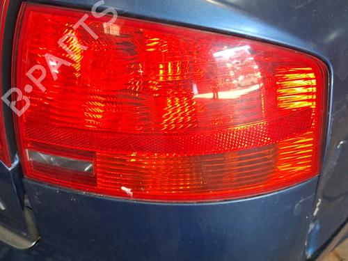 right-taillight-audi-a4-b7-8ec-2004-2005-2006-2007-2008-2009-39142060 main image