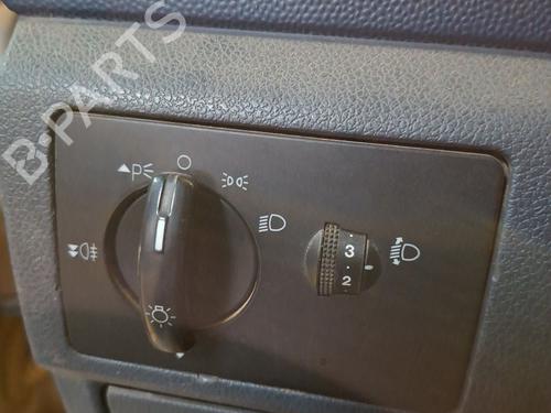 Forlygtekontakt Forlygtekontakt FORD TRANSIT CONNECT (P65_, P70_, P80_) 1.8 TDCi (90 hp) 34366859 34366859