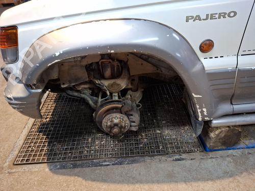 Listwa nadkola przedniego lewego MITSUBISHI PAJERO II (V3_W, V2_W, V4_W, V5_W) 2.5 TDiC (V44W, V24W) BP29322060C134