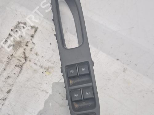 Used Left front window switch SEAT IBIZA III (6L1) 1.6 16V (105 hp) 26525271