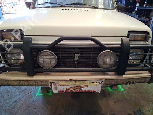 Używane Atrapa chłodnicy / Grill LADA NIVA Closed Off-Road Vehicle (2121, 2131) 1600 4x4 (73 hp) 30704856