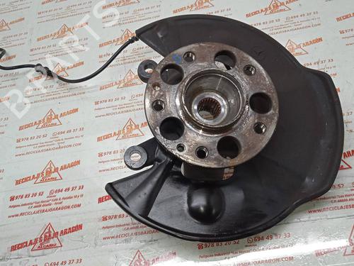 Used Right front steering knuckle MERCEDES-BENZ VANEO (414) 1.7 CDI (414.700) (91 hp) 7945926