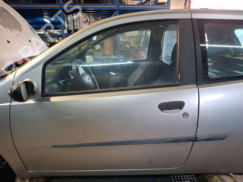 Used Left front door Left front door FIAT PUNTO (176_) 1.7 D (57 hp) 33460958 33460958