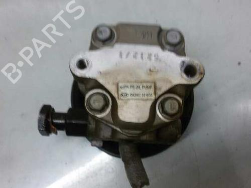 Used Steering pump KIA CARENS II MPV (FJ) 2.0 CRDi (113 hp) 7934691
