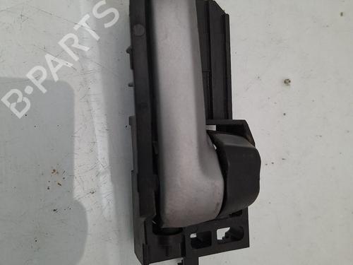 Used Front right interior door handle Front right interior door handle 37074872 37074872