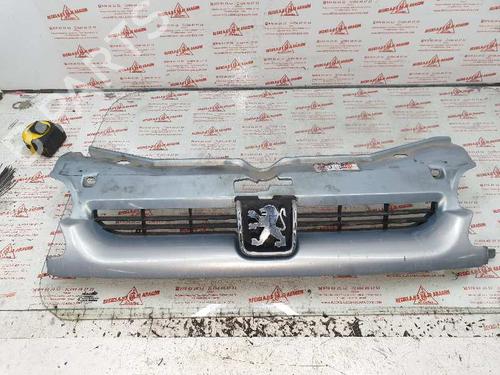 Used Grille PEUGEOT PARTNER Box Body/MPV (5_, G_) [1996-2025]  7937266