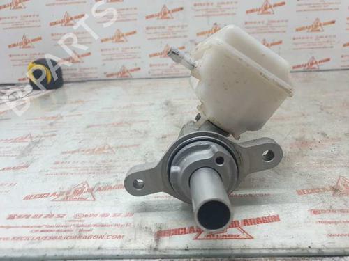 Used Brake master cylinder RENAULT KANGOO / GRAND KANGOO II (KW0/1_) [2008-2025]  7944742