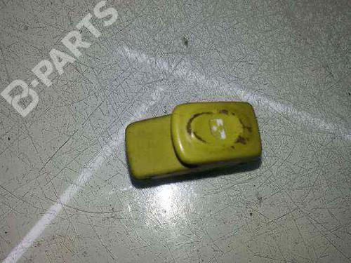 Used Right front window switch Right front window switch RENAULT TWINGO I (C06_) 1.2 (C066, C068) (58 hp) 7935269 7935269