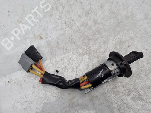 Used Ignition barrel RENAULT CLIO II (BB_, CB_) [1998-2016]  15560734