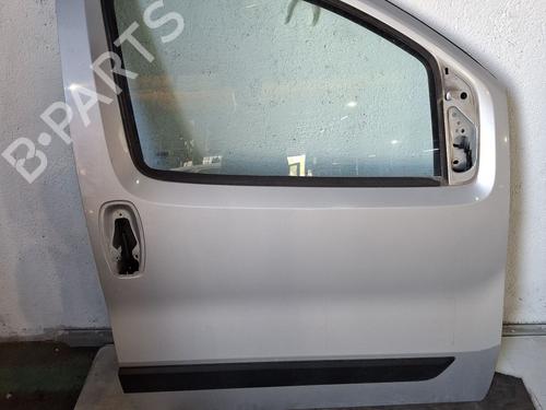 Used Right front door FIAT FIORINO Box Body/MPV (225_) 1.3 D Multijet (225BXD1A, 225BXB1A, 225BXB11) (75 hp) 27182478