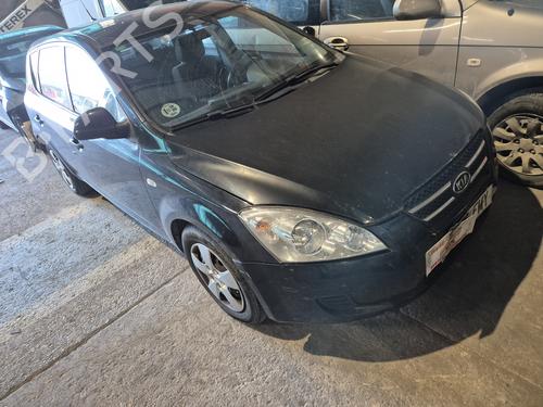 Pièces Détachées Usagées KIA CEE'D Hatchback (ED) 1.6 CRDi 90 (90 hp) 4347268