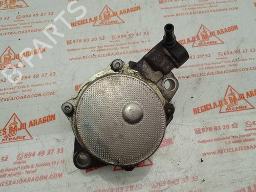 Used Vacuum pump CITROËN C2 (JM_) 1.4 HDi (68 hp) 7947477
