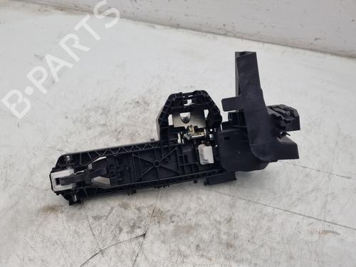 Used Front left exterior door handle INFINITI Q30 [2015-2025]  18121667