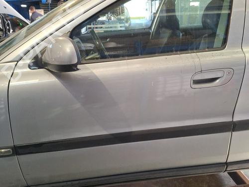 Used Left front door Left front door VOLVO V70 II (285) D5 AWD (163 hp) 33326102 33326102