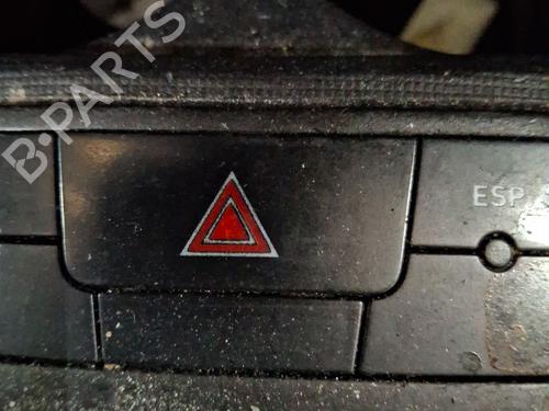 Used Warning switch Warning switch SEAT IBIZA IV (6J5, 6P1) 1.4 (85 hp) 33326132 33326132