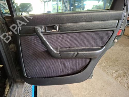 Bageste højre beklædning AUDI 100 C4 Saloon (4A2) 2.3 E (133 hp) 32381763