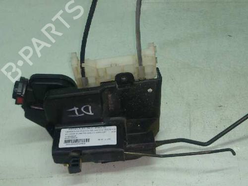 Used Front left lock HYUNDAI ELANTRA III (XD) 2.0 CRDi (113 hp) 7932306