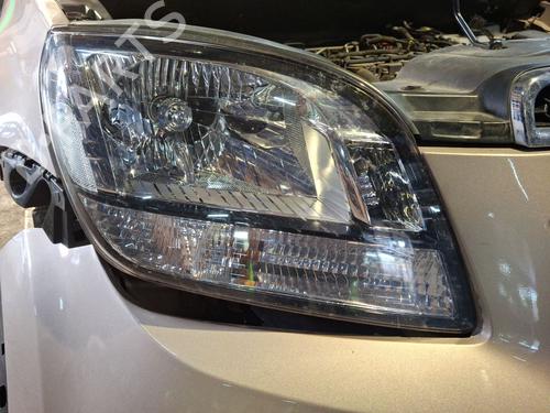 Used Right headlight CHEVROLET ORLANDO (J309) [2010-2026]  32381564