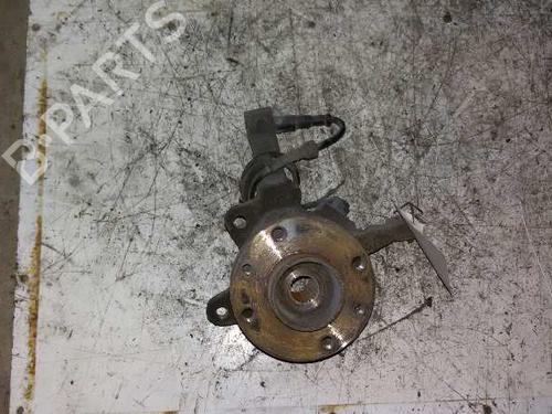 Used Left front steering knuckle RENAULT MEGANE I (BA0/1_) [1995-2004]  7940789