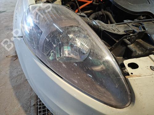 right-headlight-fiat-grande-punto-199_-2005-39204294 main image