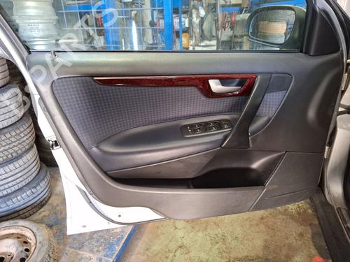 Used Front left panel Front left panel VOLVO V70 II (285) D5 AWD (163 hp) 33326103 33326103
