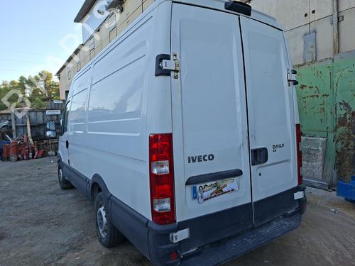 Used Parts IVECO DAILY V Van 29S13, 29L13, 35C13, 35S13, 40C13, 40S13 4992317